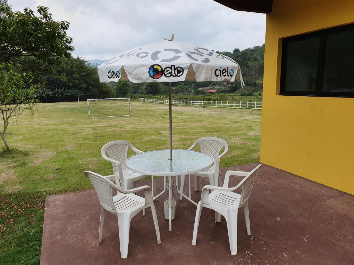Espaco Casa Na Rocha São José dos Campos エクステリア 写真